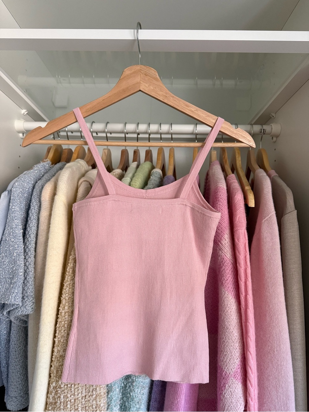 Light Pink Ribbed Button-Front Tank Top - Picture 3 of 11